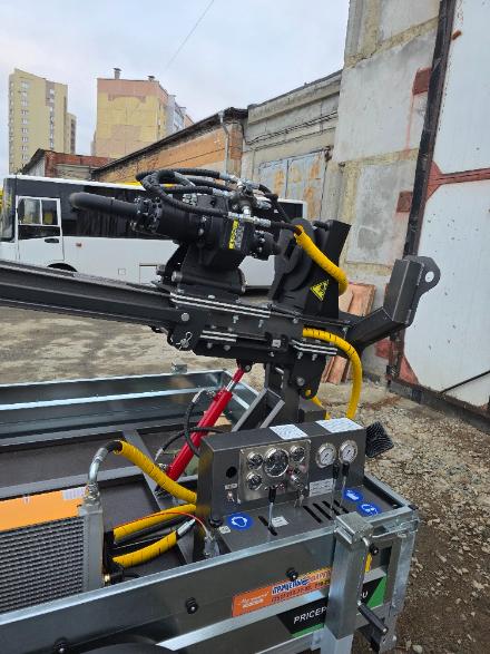 Малогабаритная буровая установка (МБГУ)